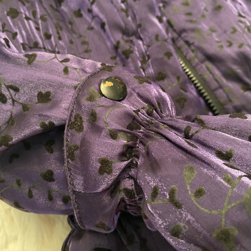 ❄️Rothschild Velvet Flocked Hooded Purple Coat - Picture 2 of 11